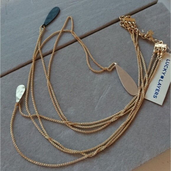 Lucky Layer Necklace - 3 layers - Picture 1 of 10